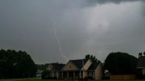 The 5 Most Overlooked Storm Damage Warning Signs